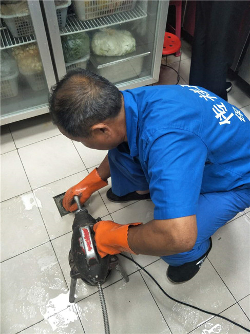 管線(xiàn)疏通